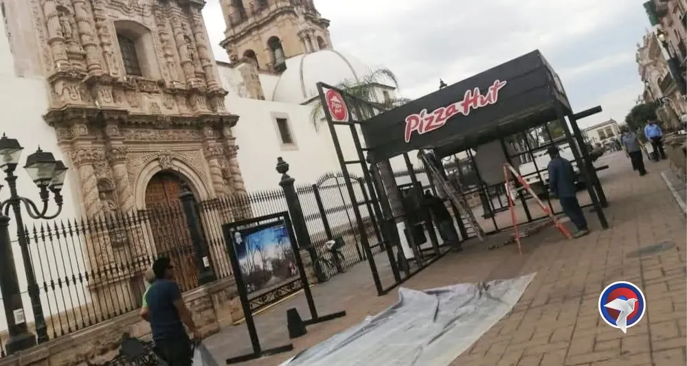 web pizza hut